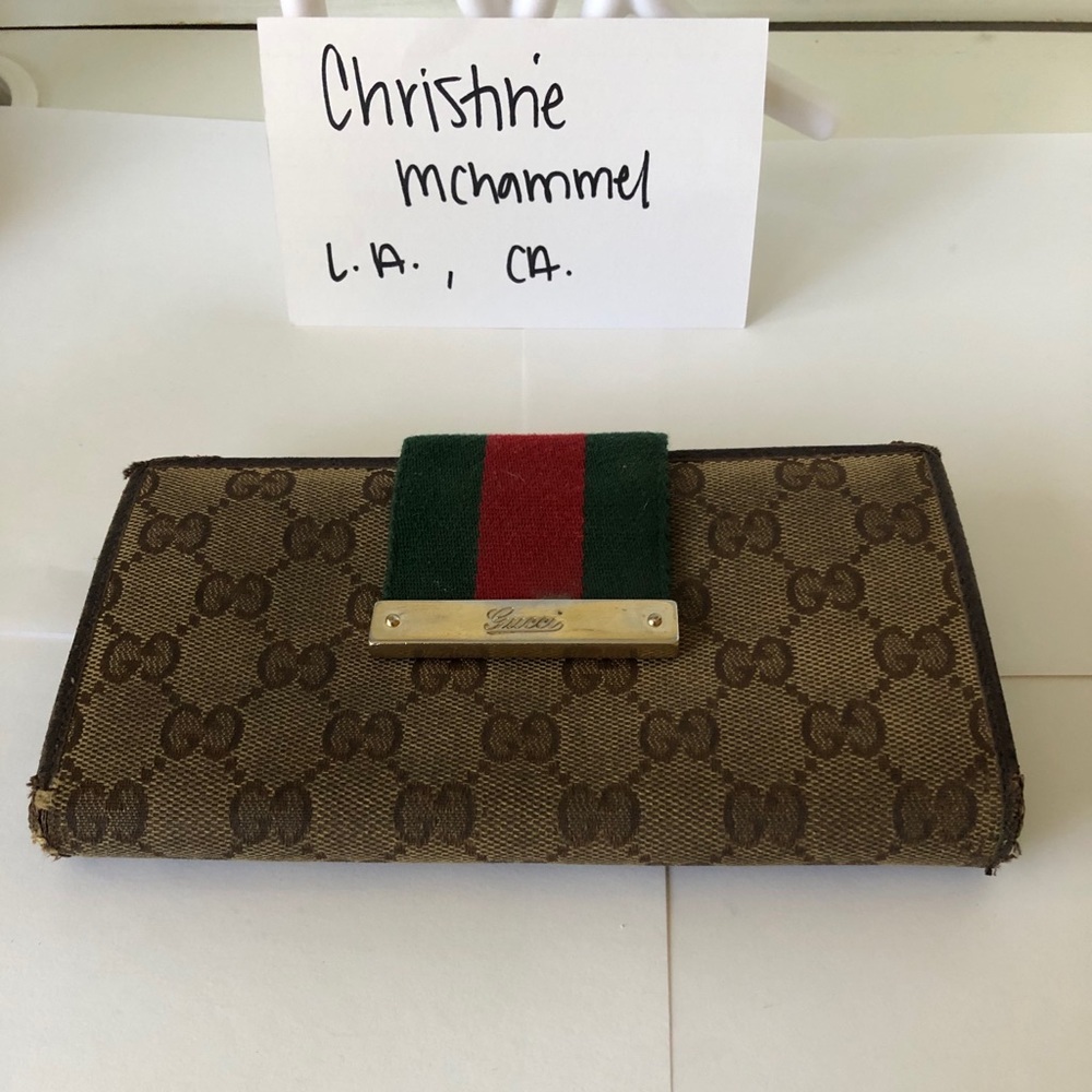 💯 authentic GUCCI wallet